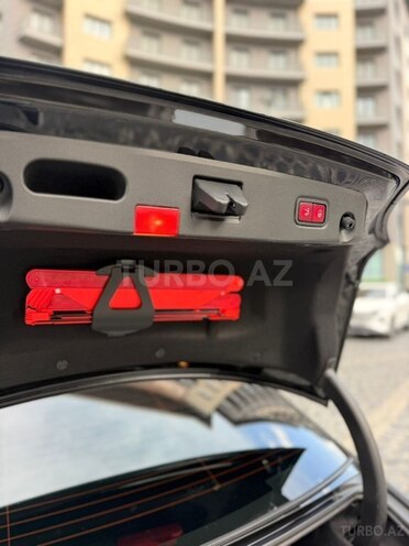 Mercedes CLS 350-14
