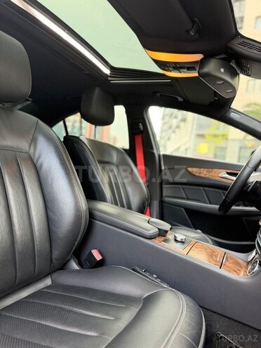 Mercedes CLS 350-10