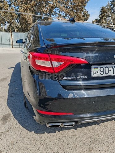 Hyundai Sonata-8