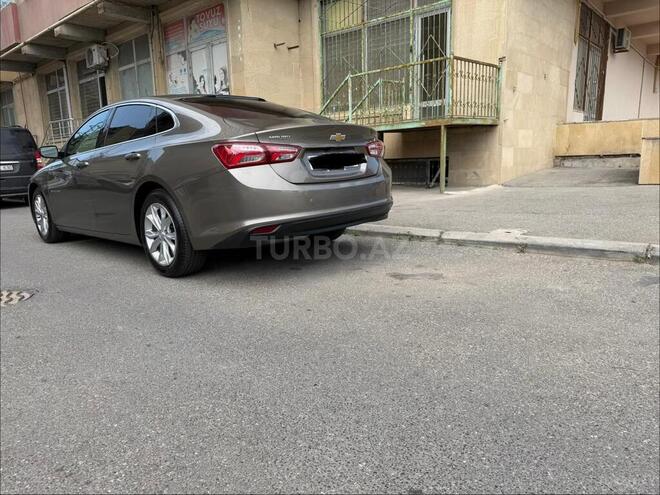Chevrolet Malibu-8
