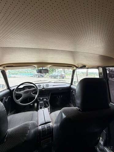 LADA (VAZ) 2106-7