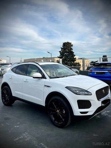 Jaguar E-Pace-3