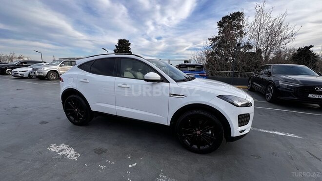 Jaguar E-Pace-11