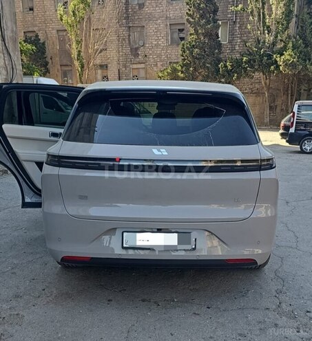 Li Auto L6-2
