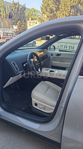 Li Auto L6-7