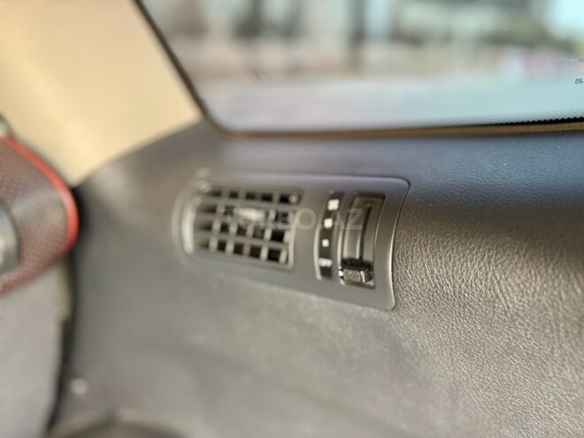 Hyundai Santa Fe-15