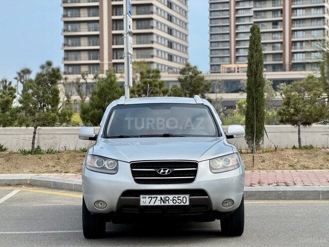 Hyundai Santa Fe-1