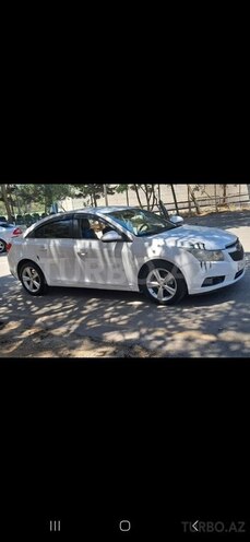 Chevrolet Cruze-2