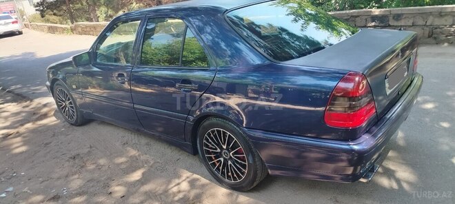 Mercedes C 240-3