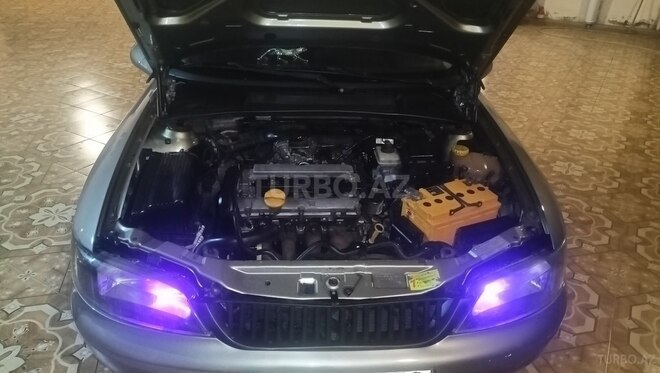 Opel Vectra-7