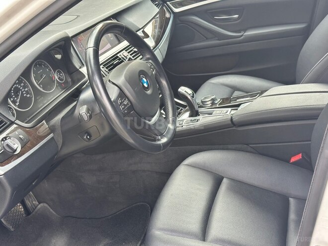 BMW 528-12