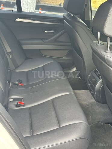 BMW 528-13