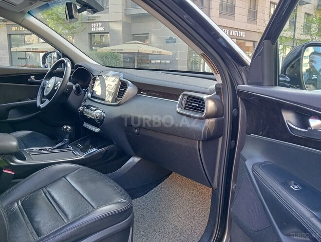 Kia Sorento-7