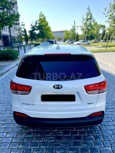 Kia Sorento-3