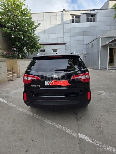 Kia Sorento-3