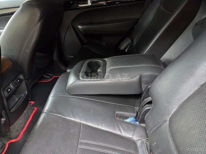 Kia Sorento-8