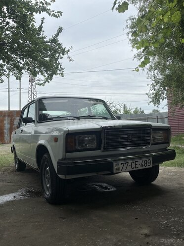 LADA (VAZ) 2107-5