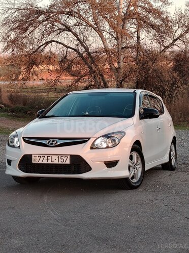 Hyundai i30-2