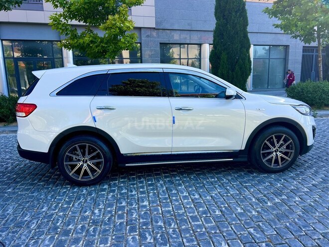 Kia Sorento-9