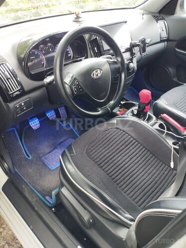 Hyundai i30-4