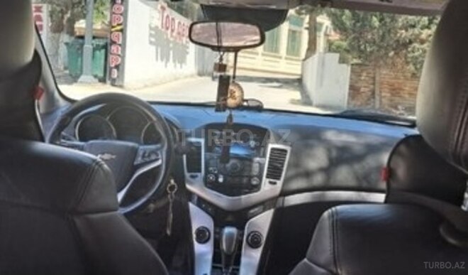 Chevrolet Cruze-4