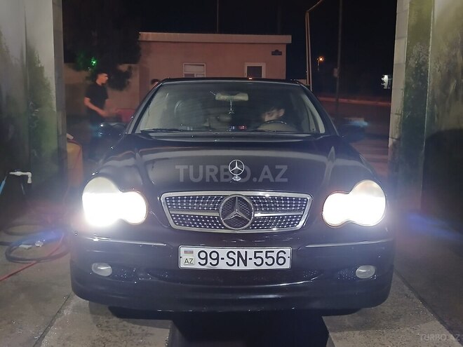 Mercedes C 200-1