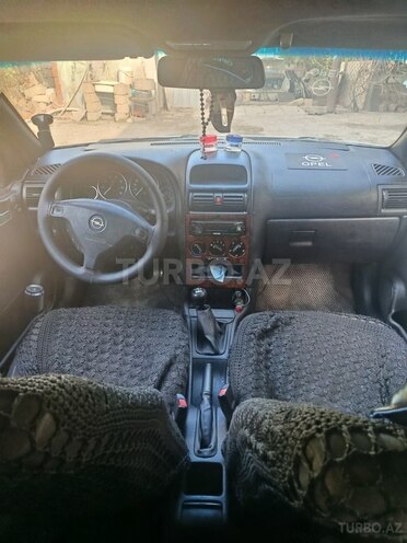 Opel Astra-8