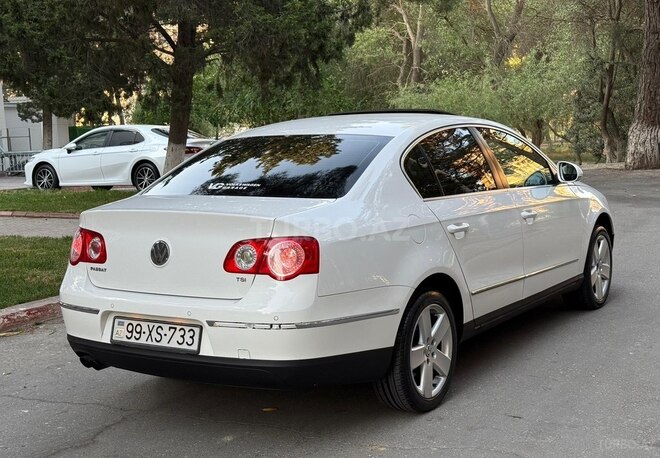 Volkswagen Passat-8