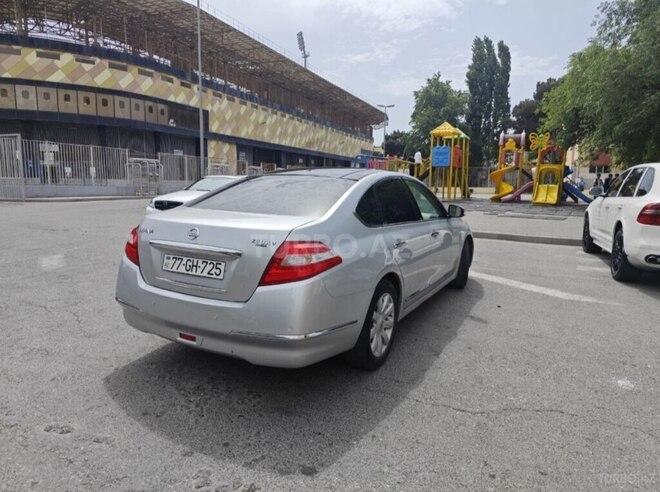 Nissan Teana-3