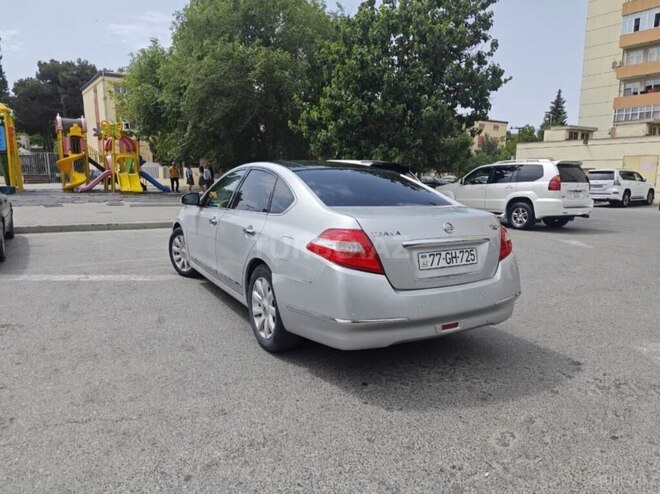 Nissan Teana-6
