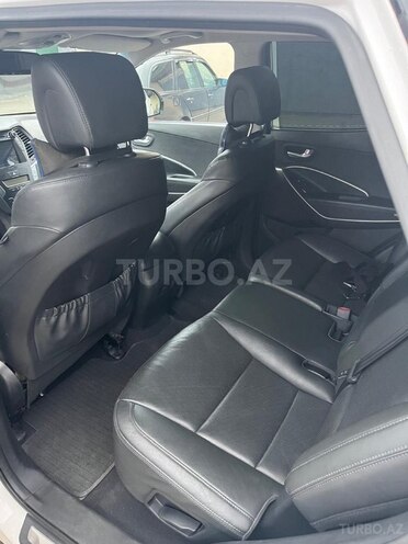 Hyundai Santa Fe-7