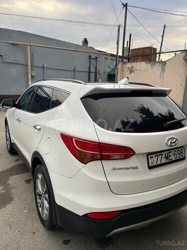 Hyundai Santa Fe-5