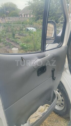 Ford Transit-7
