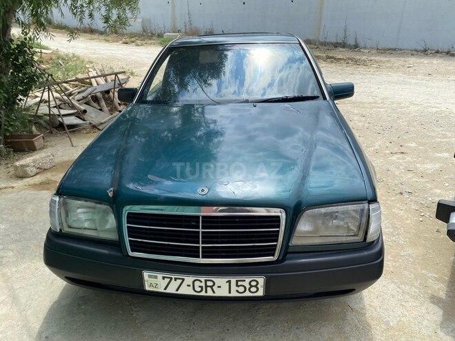 Mercedes C 220-1