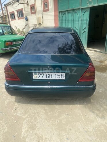 Mercedes C 220-2