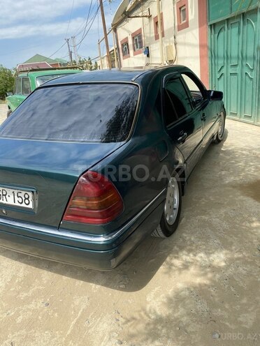Mercedes C 220-6