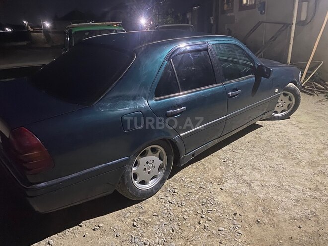 Mercedes C 220-10