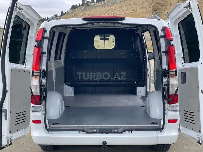 Mercedes Vito-9