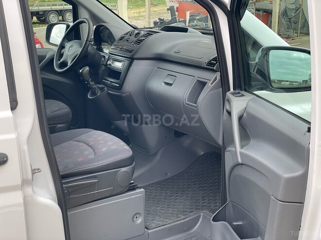 Mercedes Vito-10