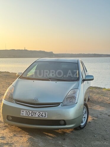 Toyota Prius-1