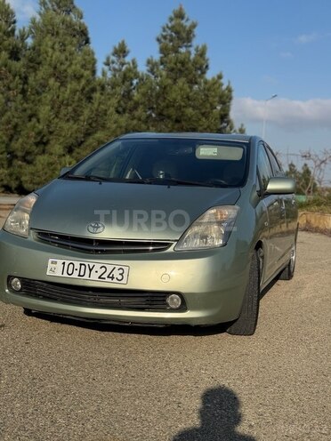 Toyota Prius-3