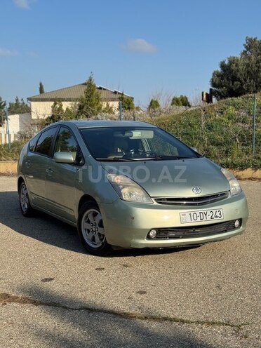 Toyota Prius-2