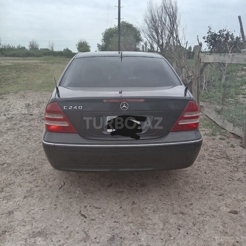 Mercedes C 240 4MATIC-10