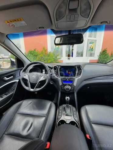 Hyundai Santa Fe-11