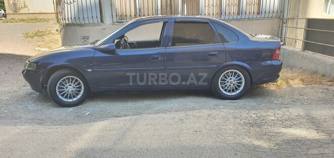 Opel Vectra-2