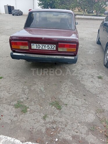 LADA (VAZ) 2107-2