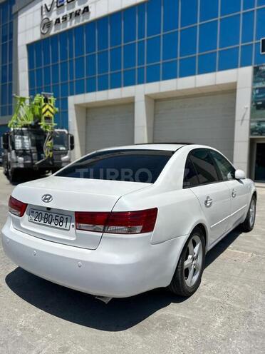 Hyundai Sonata-5
