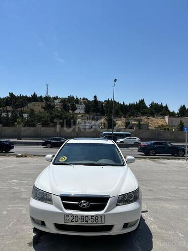 Hyundai Sonata-2