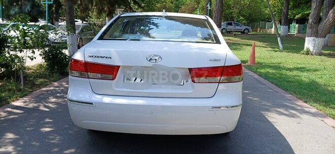 Hyundai Sonata-2