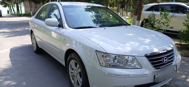 Hyundai Sonata-4